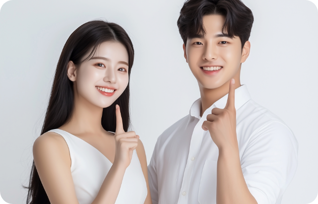 검지를 들고 웃고 있는 남여